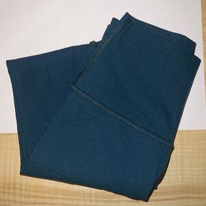 Lululemon Align Ribbed High-Rise Pant 25" in Green Jasper size 2